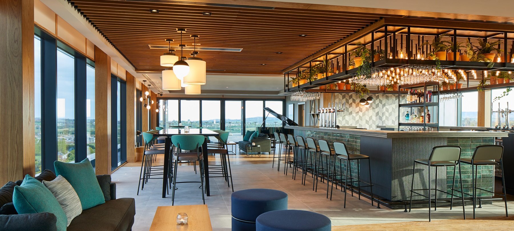The View Rooftop Bar & Restaurant